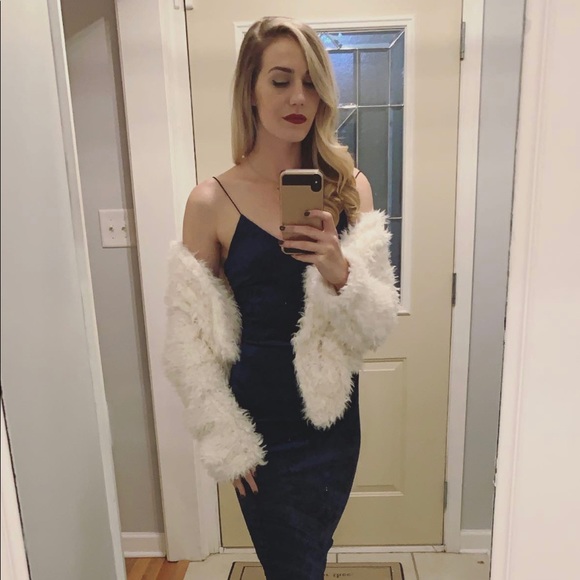 Meet your Posher, Cecilia - Picture 5 of 5